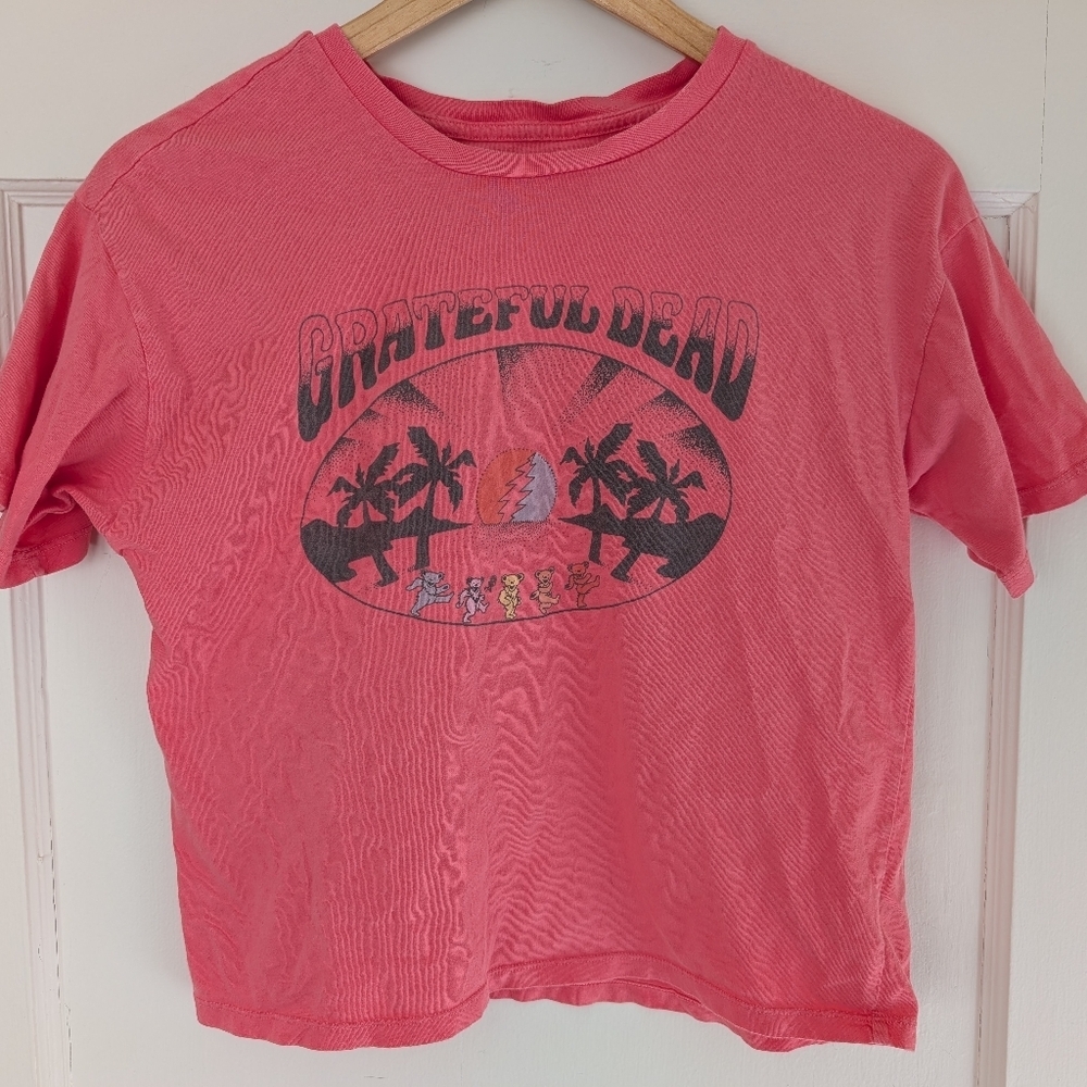 American Eagle Outfitters Coral Tee